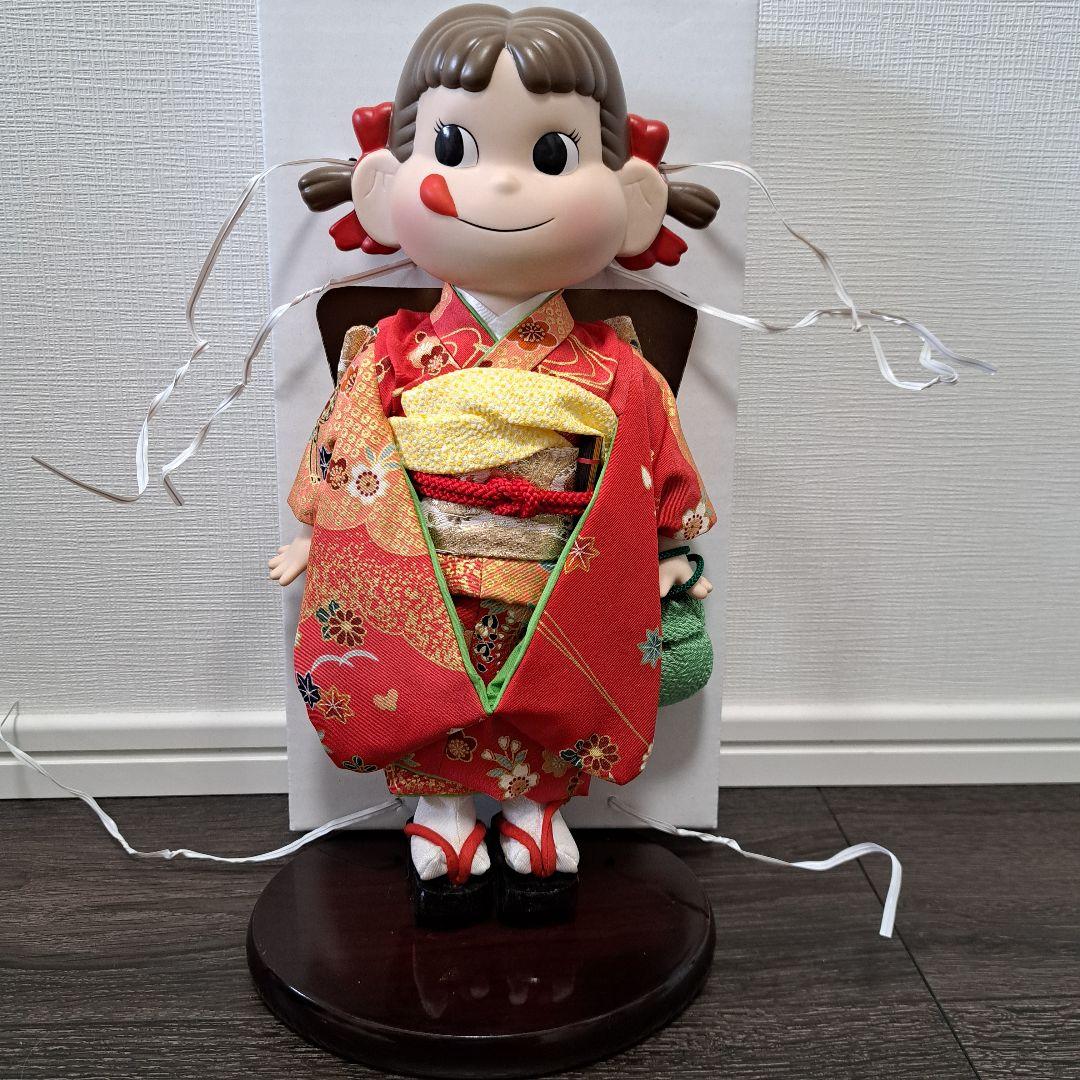 大幅値下】晴れ着ペコちゃん 茜 非売品 - メルカリ