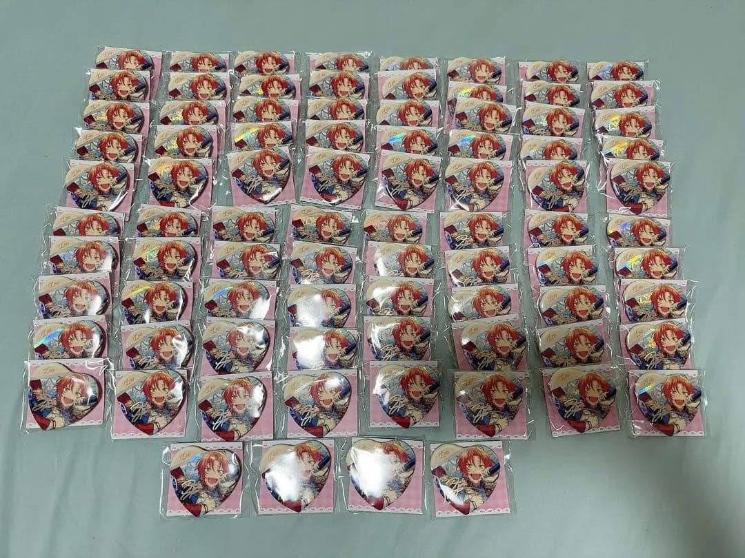 7/13まで出品】あんスタ 月永レオ 中国 ハート 缶バッジ 84個セット