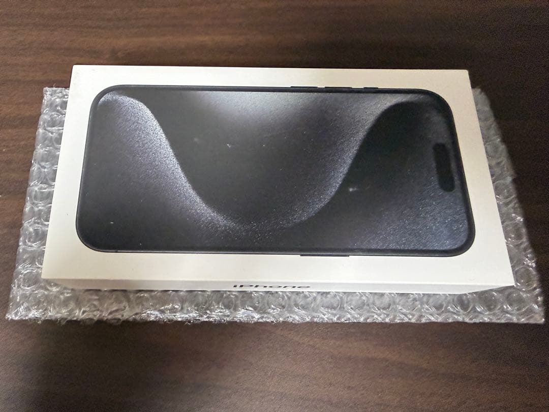 iPhone 15 Pro 256GB 割れあり 動作確認済み