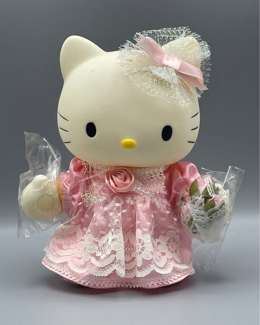 ハローキティ 1998年製きせかえドール タカラ - メルカリ