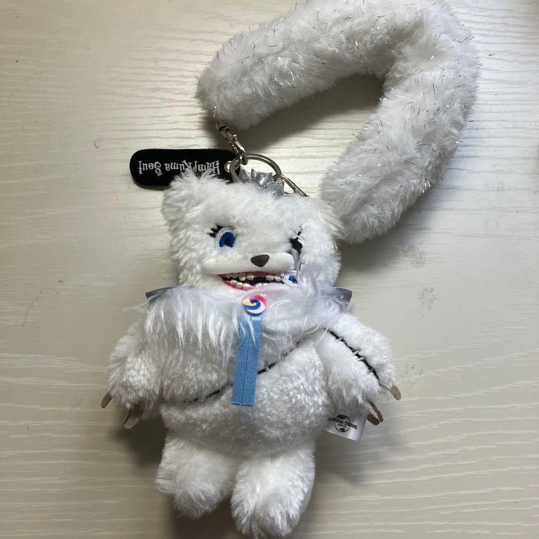 ハミクマ 白 ソウル ストラップ付きマスコットキーチェーン ユニバ