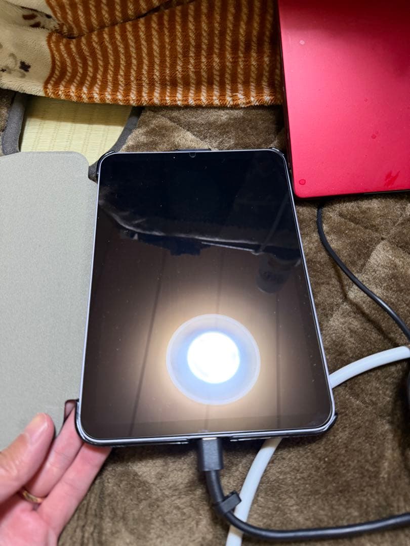 Apple iPad mini パープル第7世代wifiセルラー本体 + カバー - メルカリ