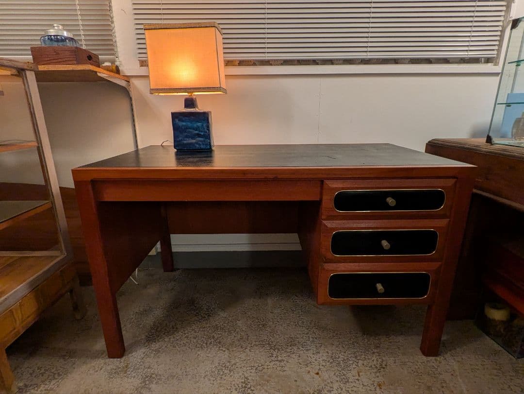 イギリス ヴィンテージ レザートップデスク 木製デスク 片袖デスク