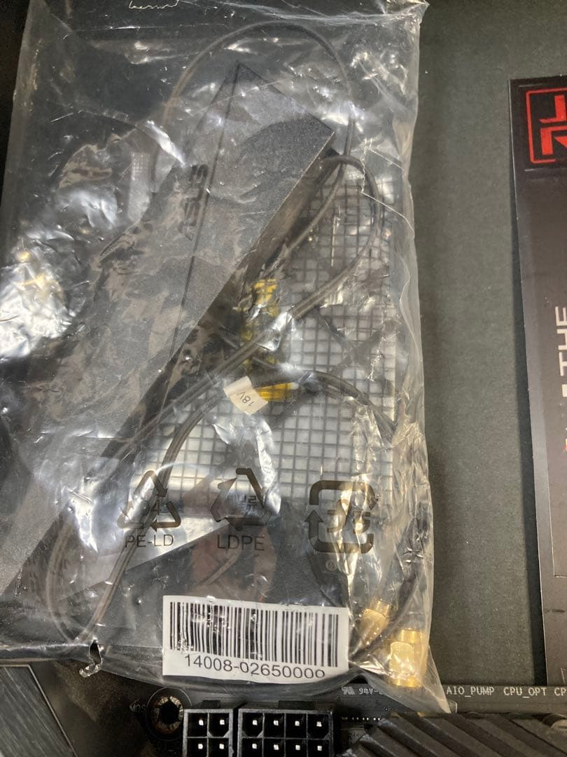 マザーボード ASUS ROG MAXIMUS XI HERO(Wi-Fi) LGA1151