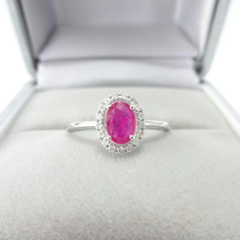 【美品】ルビー　ダイヤモンド　リング　0.45ct　0.09ct　K18WG