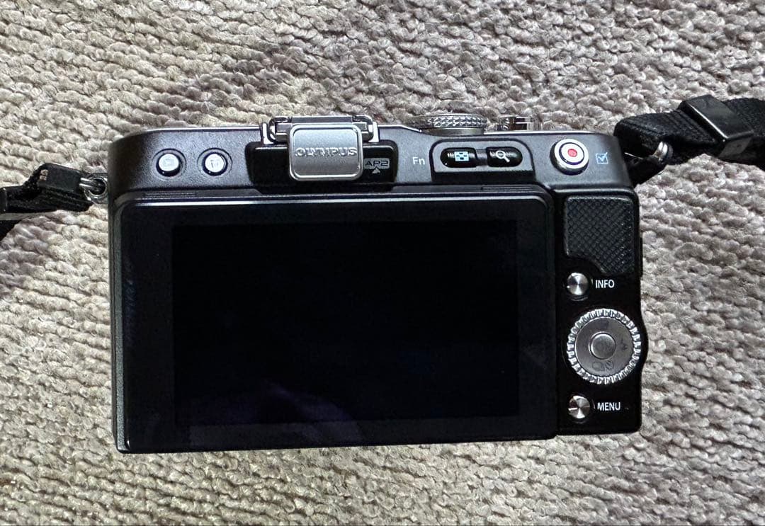 美品です❣️OLYMPUS PEN Lite E-PL3 ミラーレス一眼