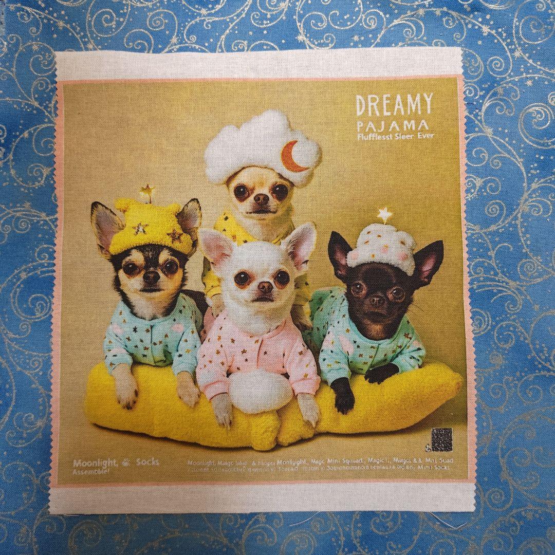 黒ねこ専用 パネル チワワちゃん柄 45枚