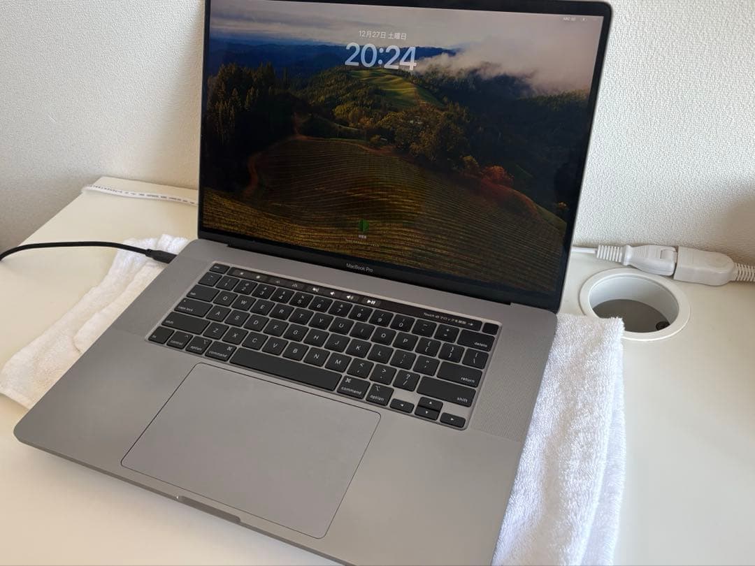 【USキー】Macbook Pro 16インチ 64GB スペースグレー Amazon.com: Apple MacBook Pro (16-inch, 64GB RAM, 512GB Storage