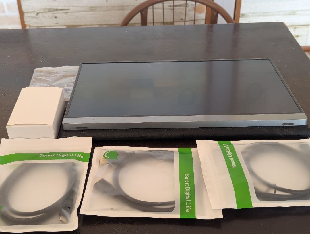 ​【4K高画質】EVICIV 15.6インチ モバイルモニター（IPS/非光沢）