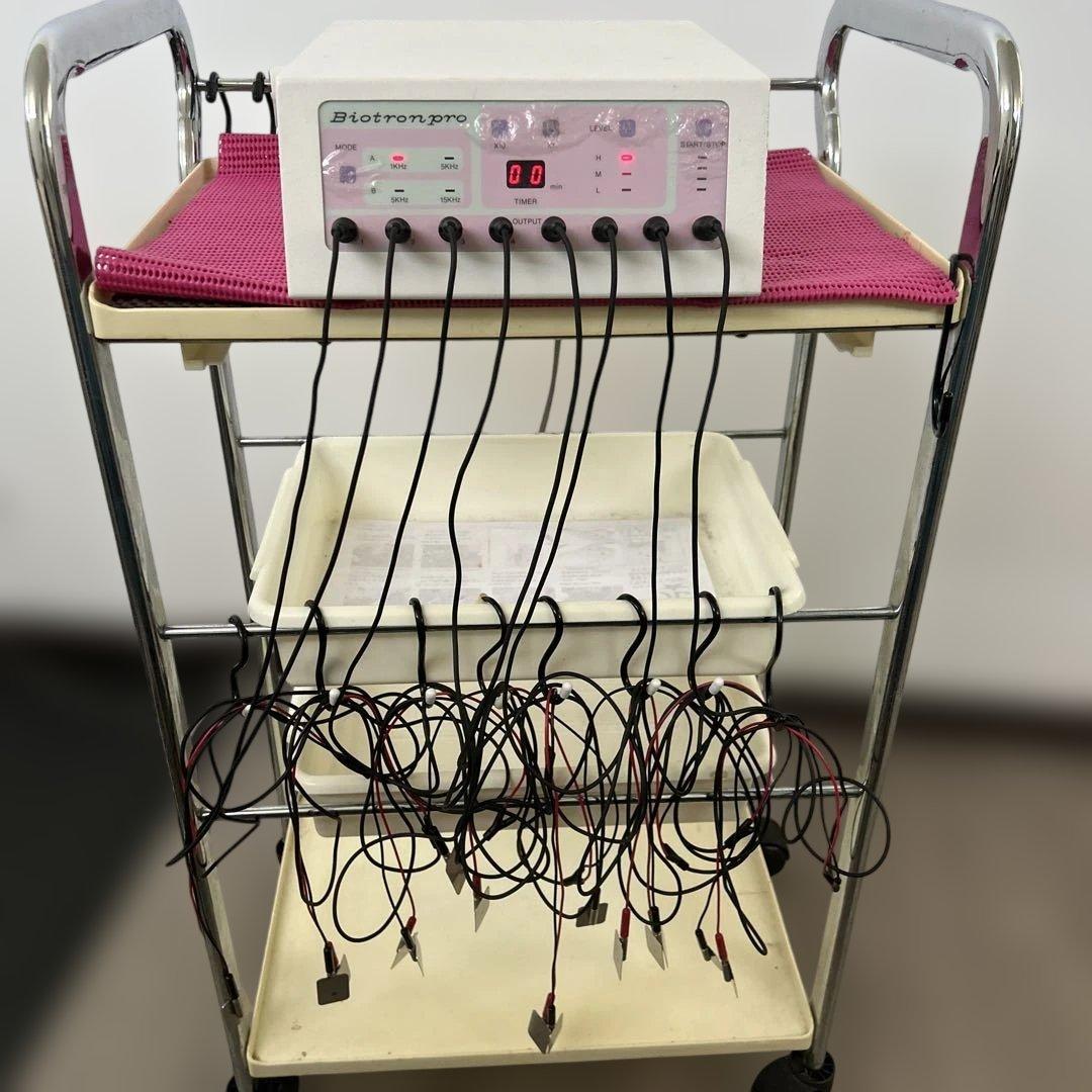 m*m様 バイオニックセルサー低周波　毛穴引き締め美顔器