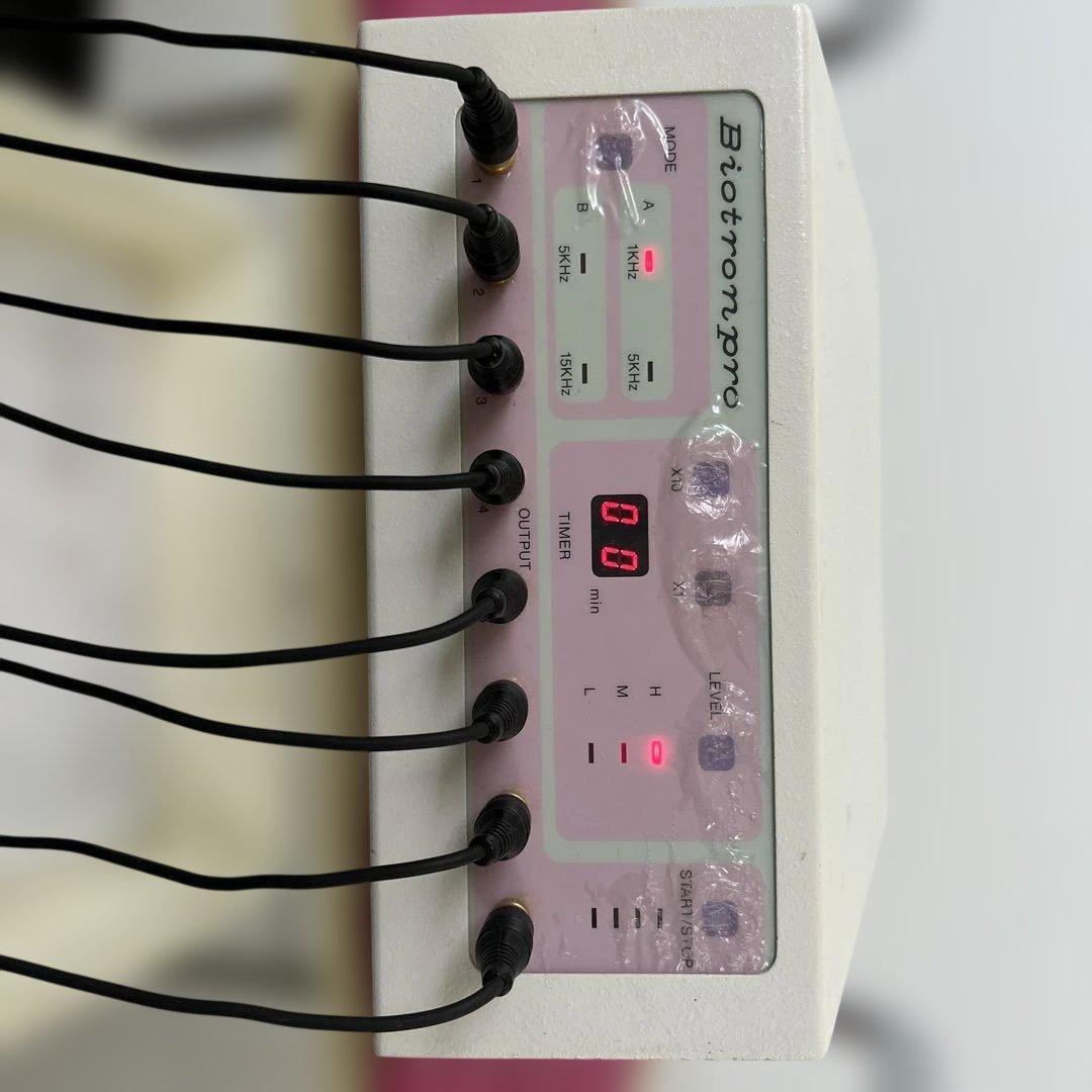 m*m様 バイオニックセルサー低周波　毛穴引き締め美顔器