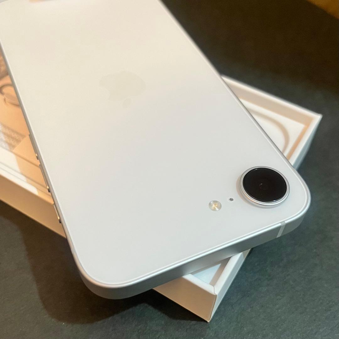 iPhone16e 本体 新品未使用 ホワイト 128GB