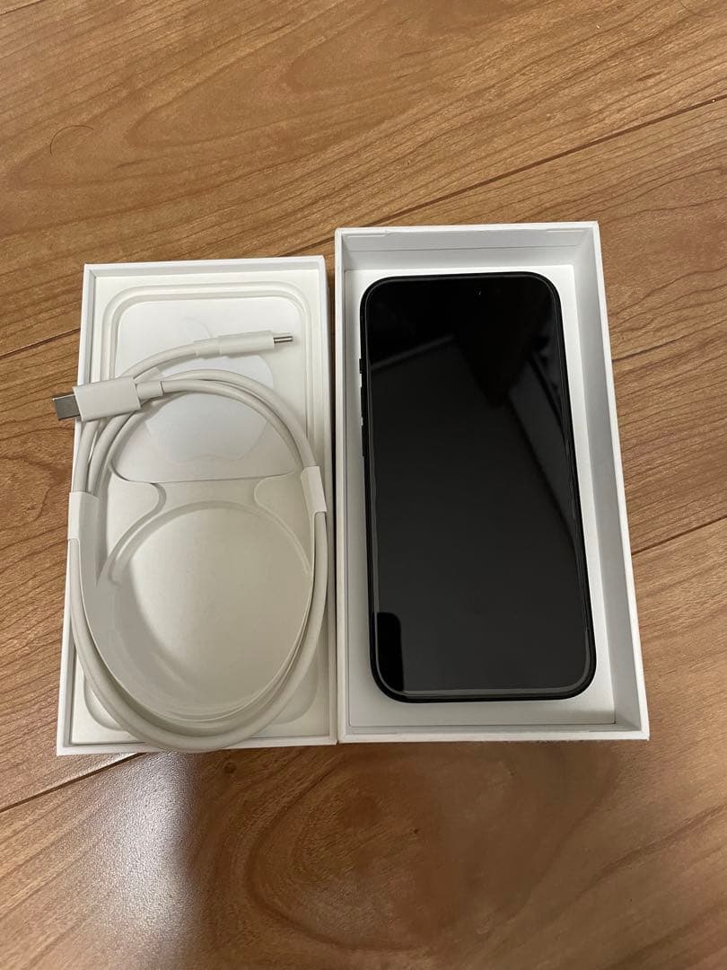 Redman　iPhone15本体　ブラック