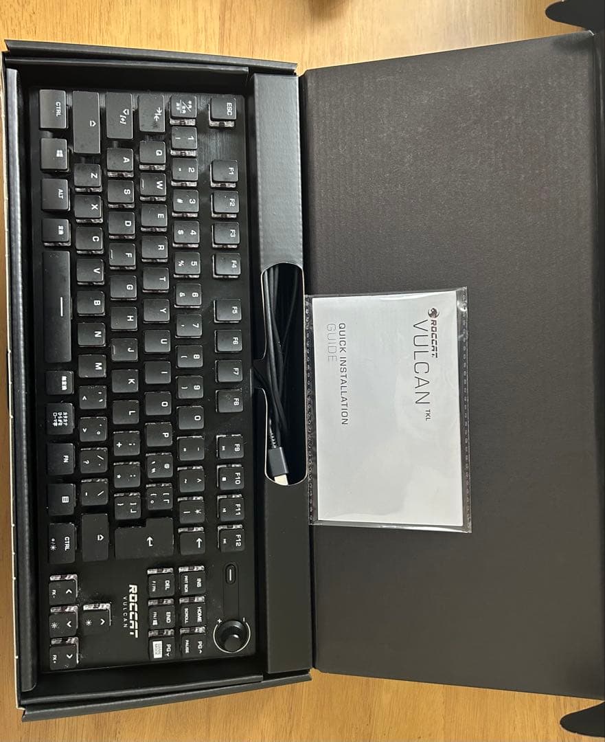 RECCAT VULCAN TKL キーボード 本体 Amazon.com: Roccat Vulcan TKL (UK Layout) Mechanical PC Gaming