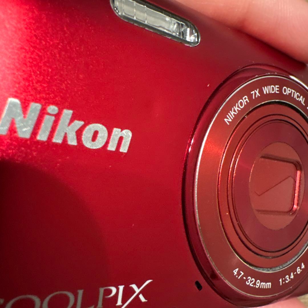 Nikon COOLPIX S3500 デジカメ　レッド