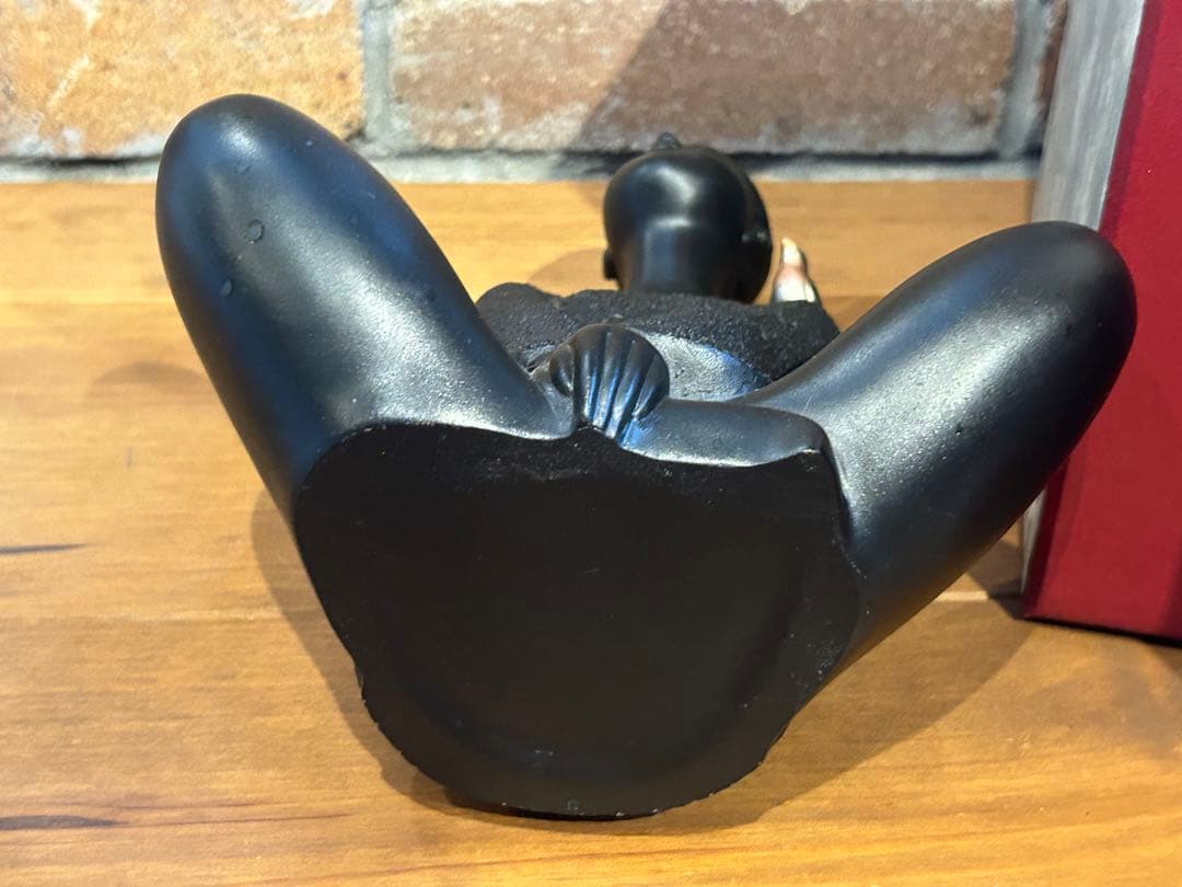 金工師 板保次作 銅製 「おすまし」 ブロンズ像 - メルカリ