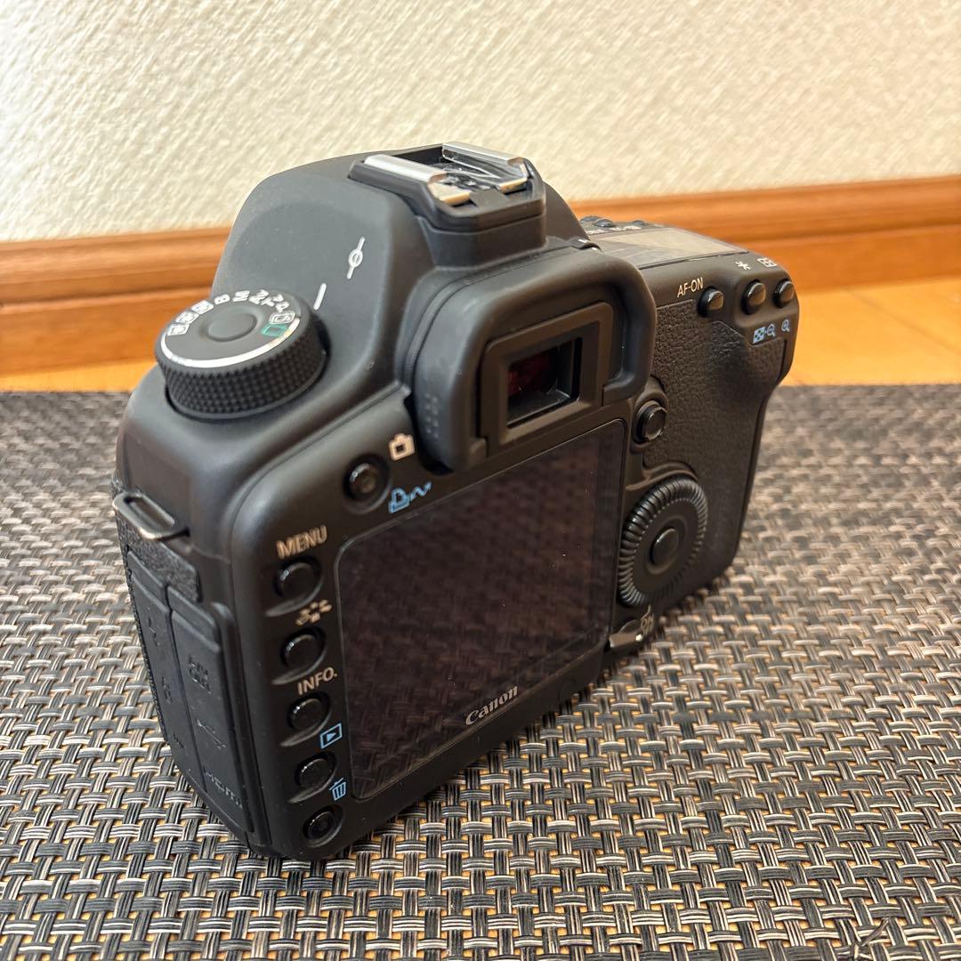 Canon EOS 5d mark2 ボディ　バッテリー　バッテリーチャージ付