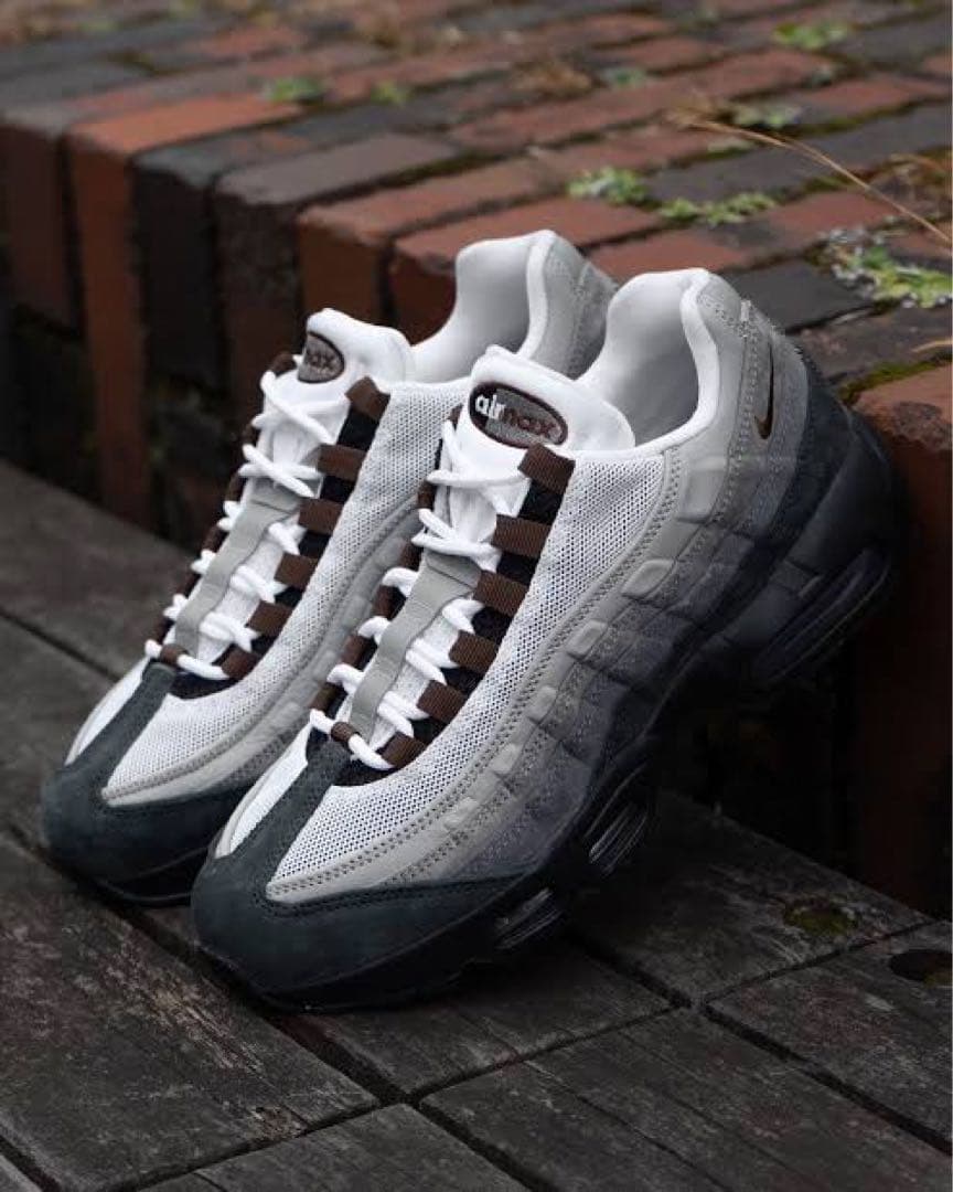新品未使用Nike SB Air Max 95 