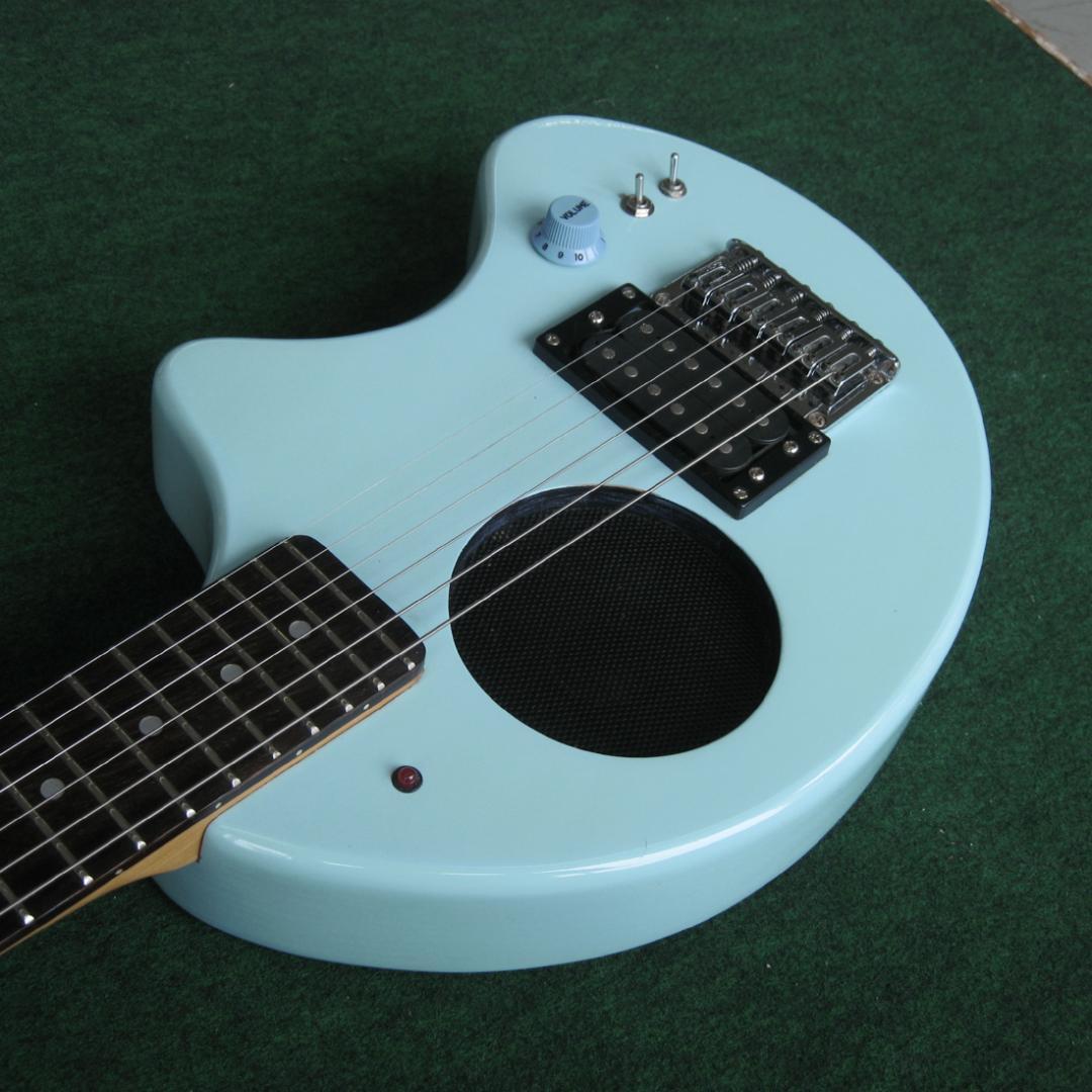 □□ ZO-3 ハイゲインディストーション組込み KAI-ZO 初期型 水色