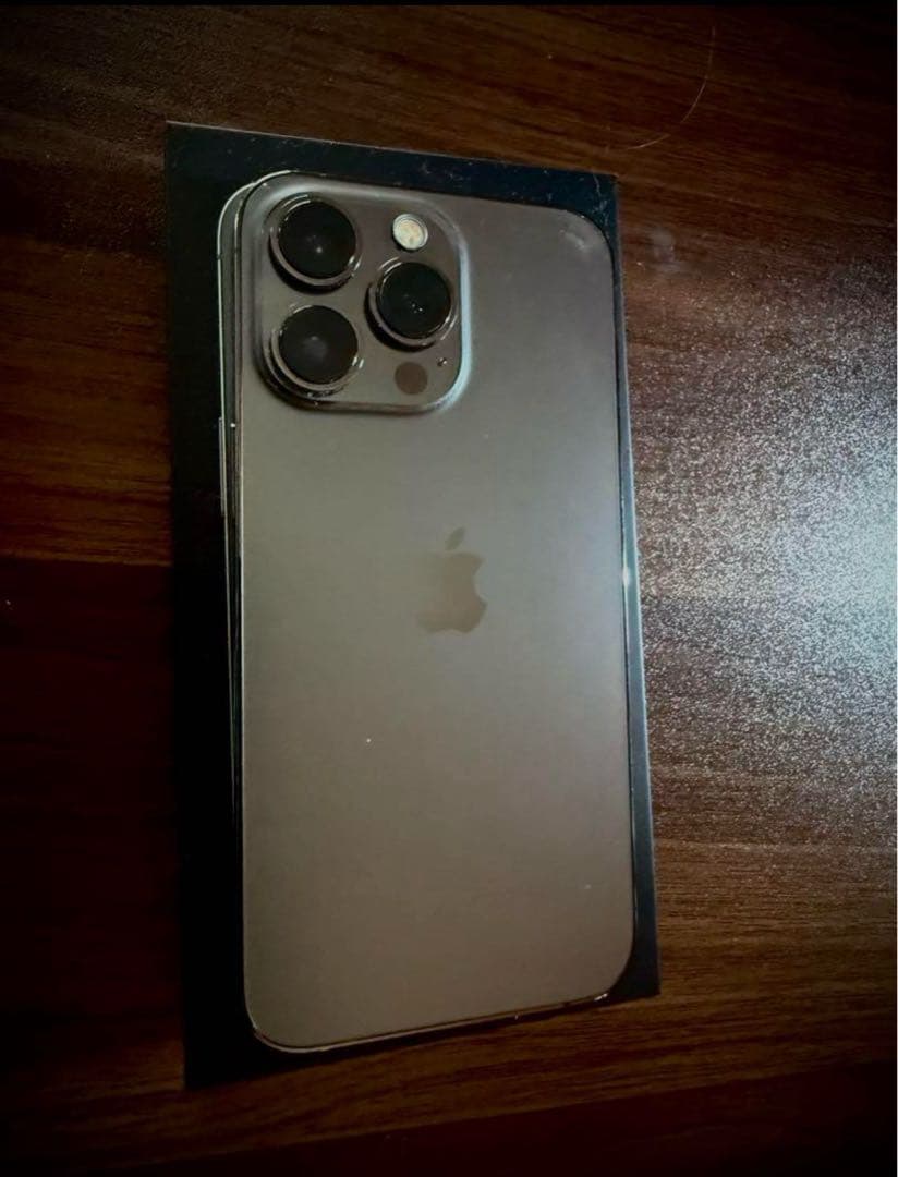 Apple iPhone 13 Pro グラファイト　512GB