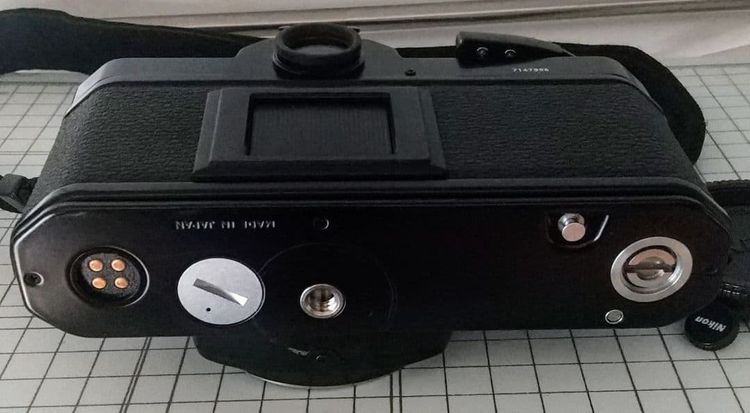 ニコン FM2 フィルム一眼レフカメラ
