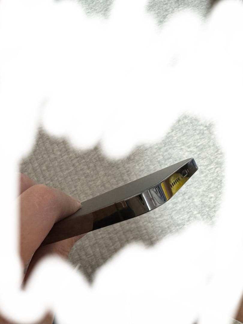 Apple iPhone 13 Pro 本体