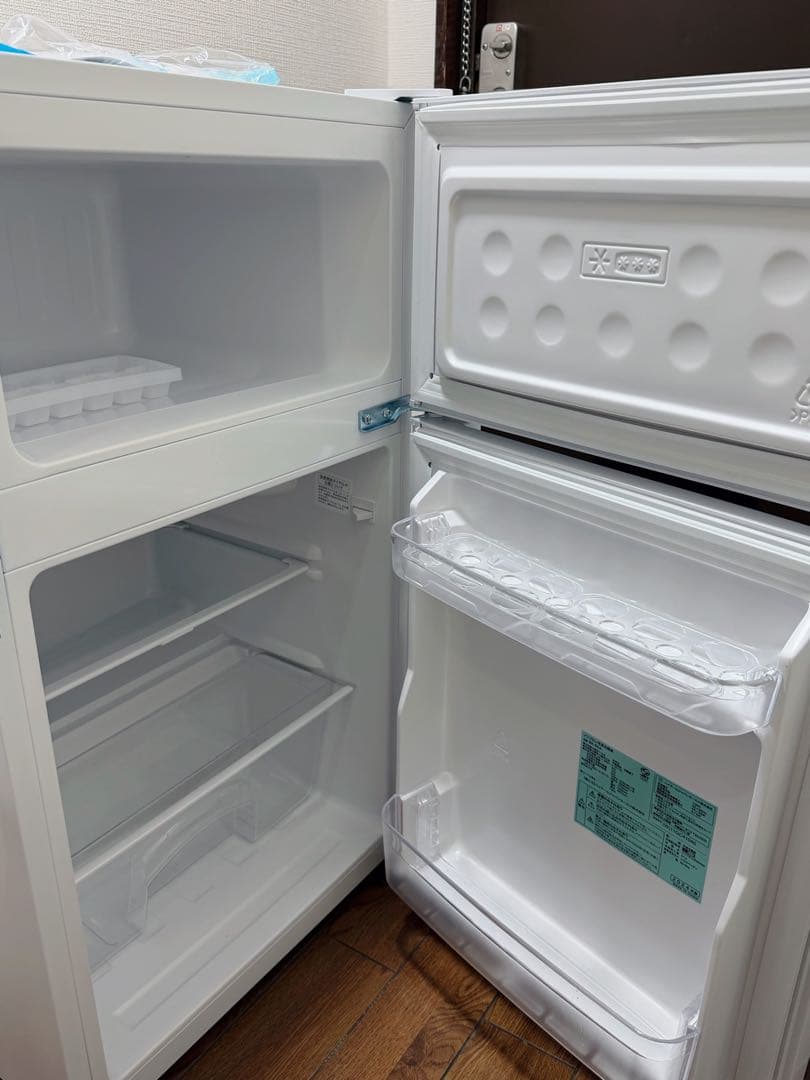 ビックカメラBR-85Aホワイト冷蔵庫 上部冷凍庫 2025年に購入