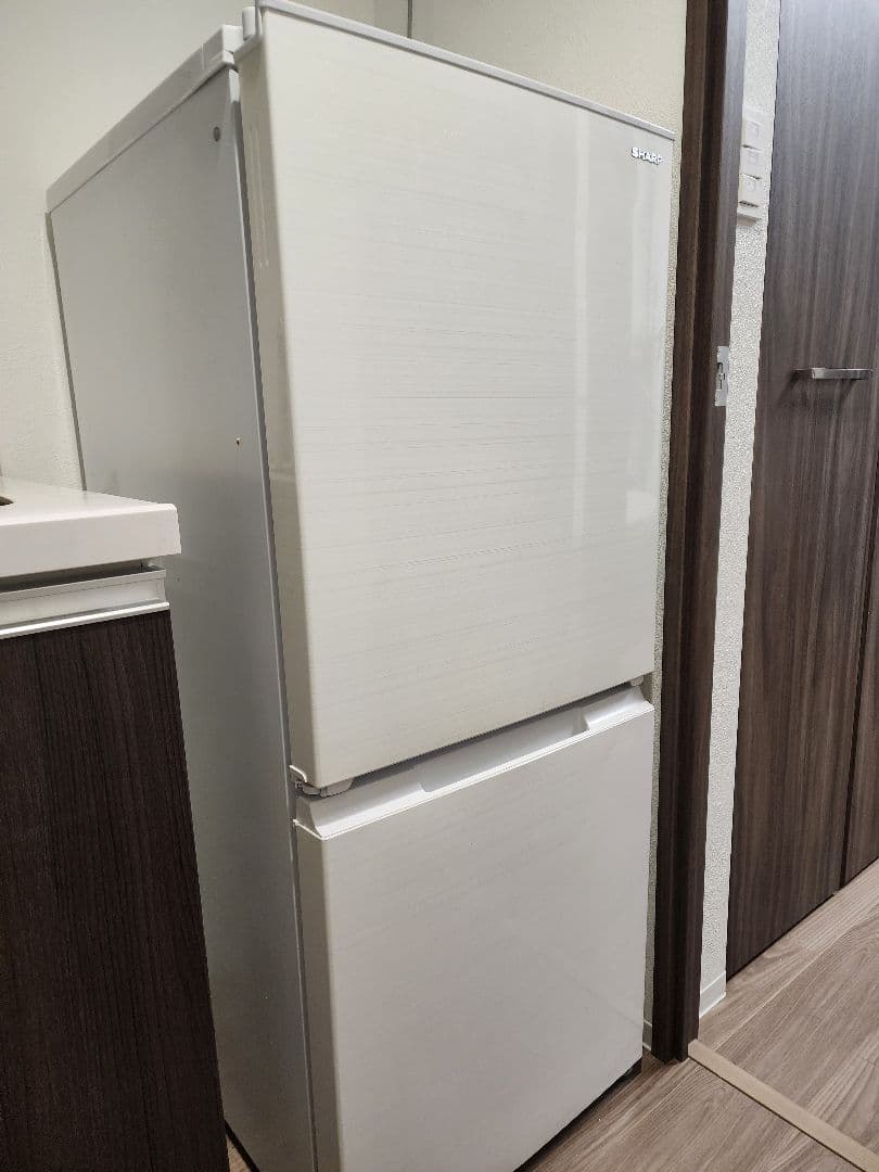 シャープ 2ドア冷蔵庫 sj-d15h-w