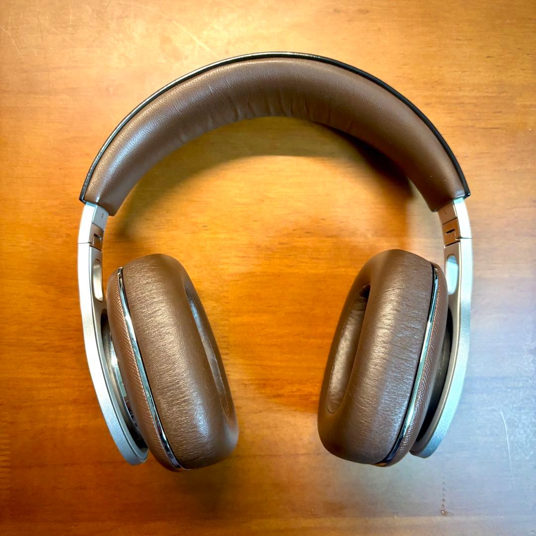 ヘッドホン B&W Bowers&Wilkins P9 Signature