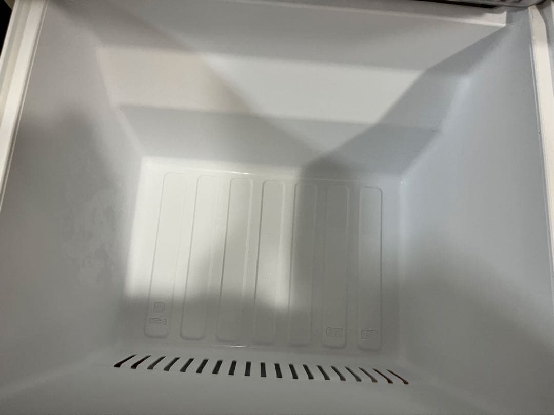 三菱ノンフロン冷凍冷蔵庫　　MR-P15C-B