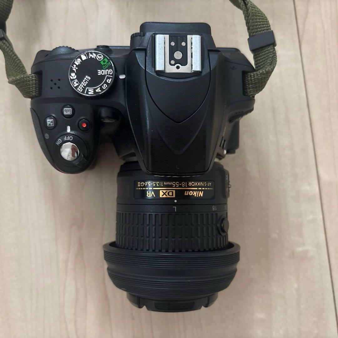 Nikon D3300 レンズ付き　AF-NIKKOR 18-55mm