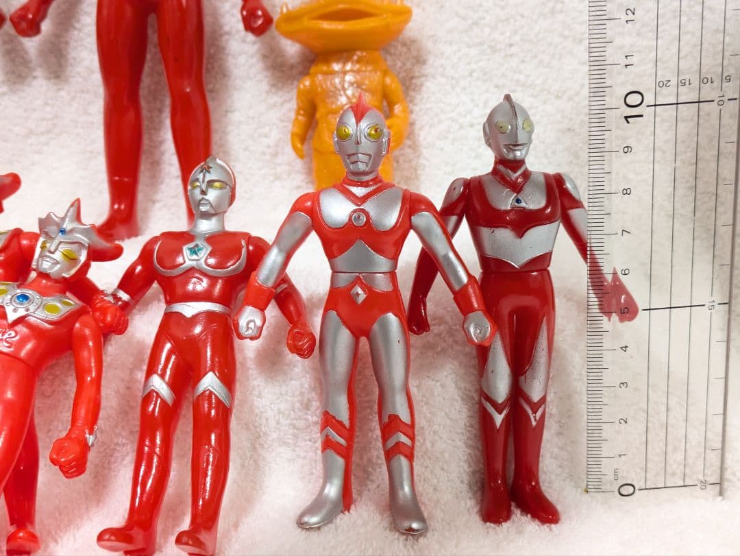 ウルトラマンシリーズ ソフビ 当時物 昭和 平成 - メルカリ
