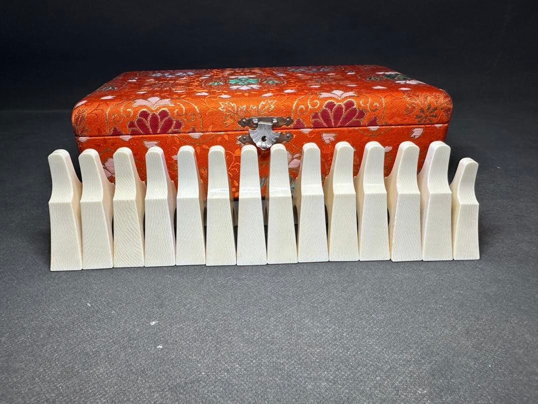 極上 三線 琴柱 筝柱 天然素材 14個セット 和楽器 御 箏琴柱 高級琴