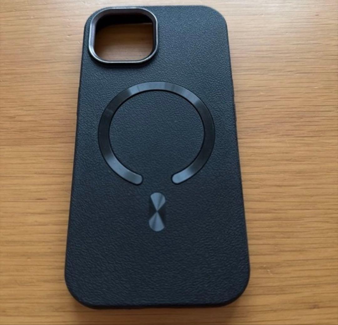 iPhone15 ブラック　128GB 美品　ケース付き