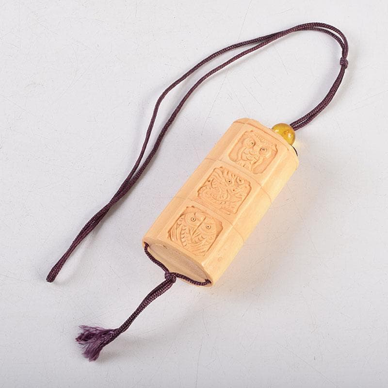 時代提げ物　獣骨彫刻　梟龍魚彫　印籠　薬入　緒締め玉　C　9204 時代提げ物 獣骨彫刻 梟龍魚彫 印籠 薬入 緒締め玉 C 9204 - メルカリ