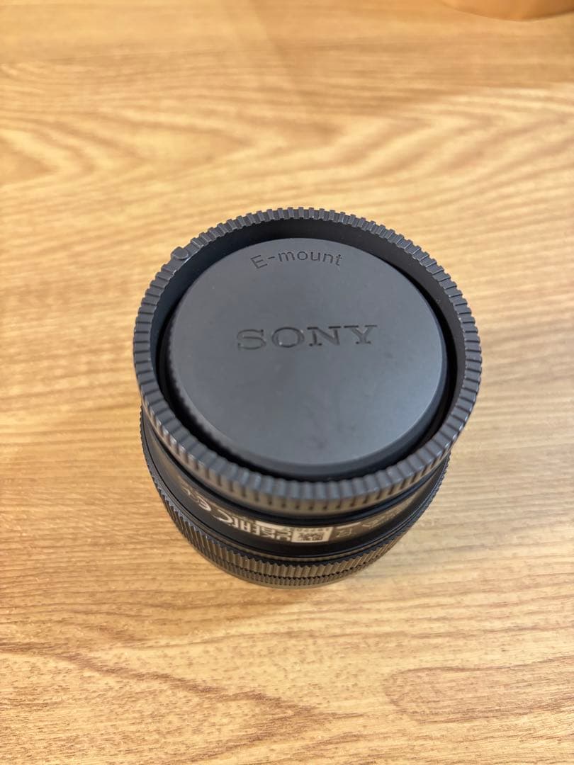 レンズ: FE 28-60mm F4-5.6 (SEL2860)