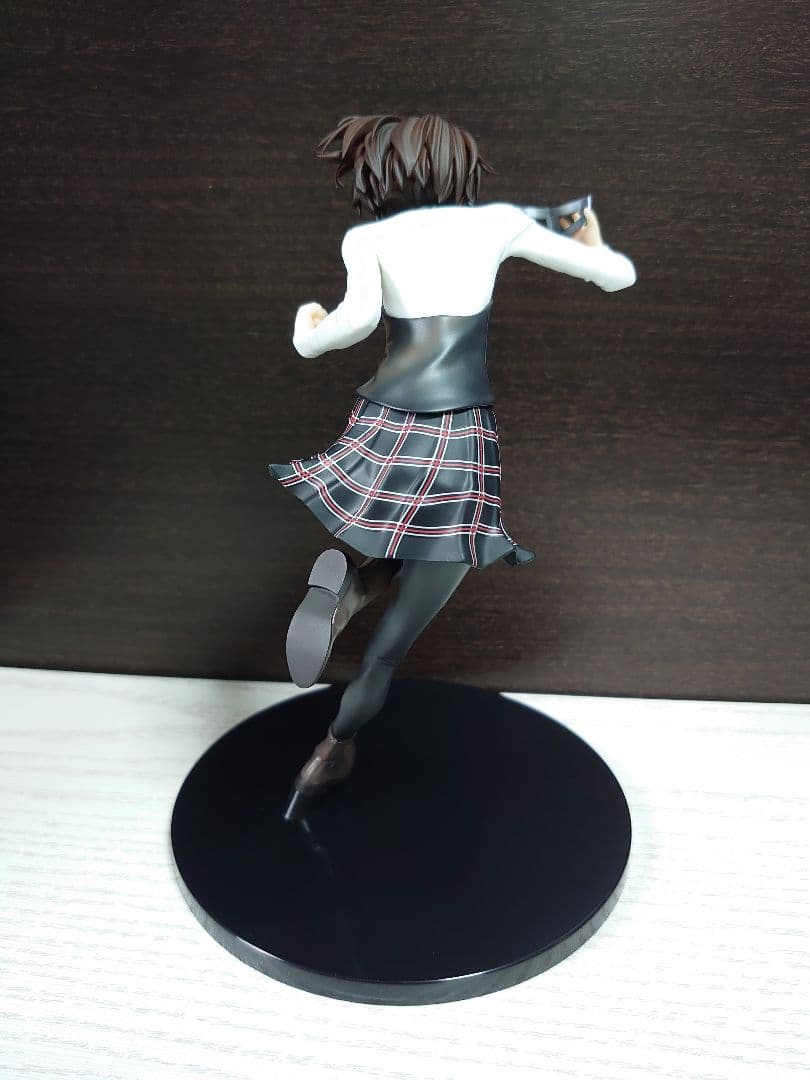 ペルソナ5 ザ・ロイヤル 新島真 制服Ver. ホビージャパン フィギュア