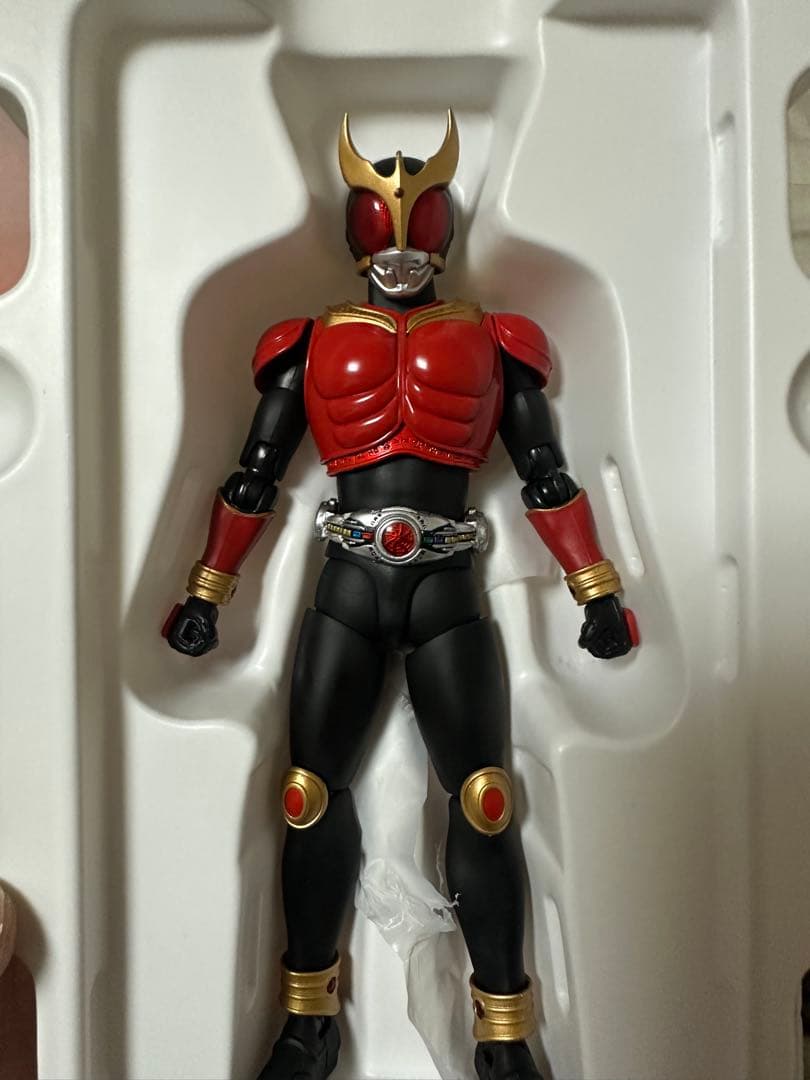 S.H.Figuarts（真骨彫製法）仮面ライダークウガ マイティフォーム