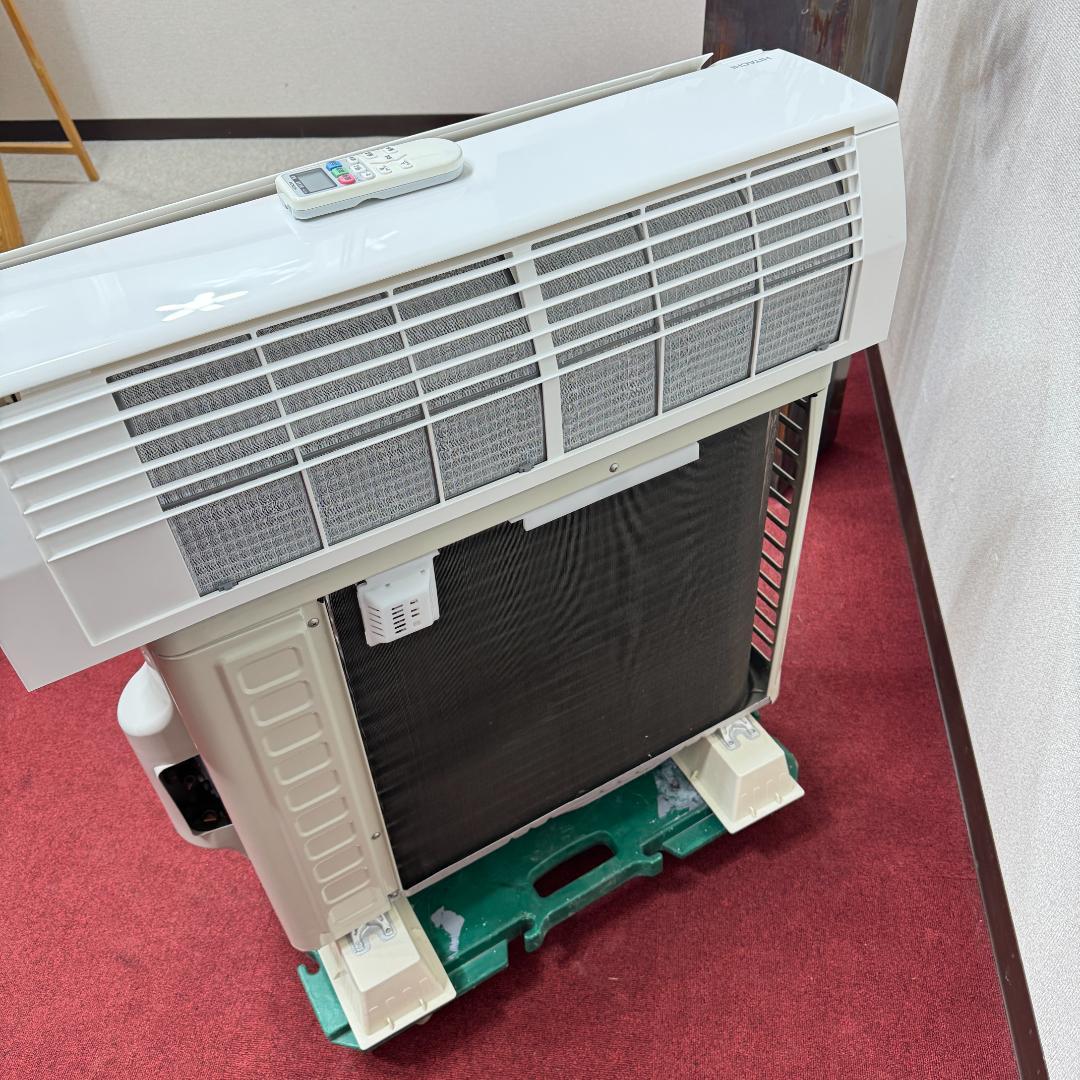 東京23区配送無料　美品日立エアコン　2.2kw／6畳用　洗浄/除菌済み