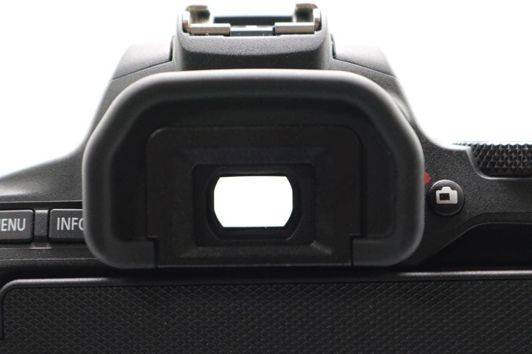 超美品 【Canon EOS Kiss X10 ダブルレンズ】 Wi-Fi搭載