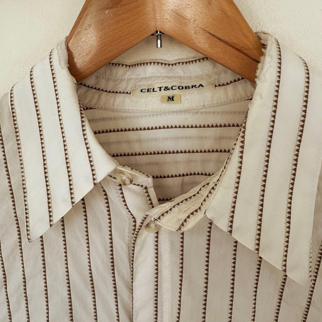 CELT&COBRAトライアングルストライプ長袖シャツMケルト&コブラチバ着用