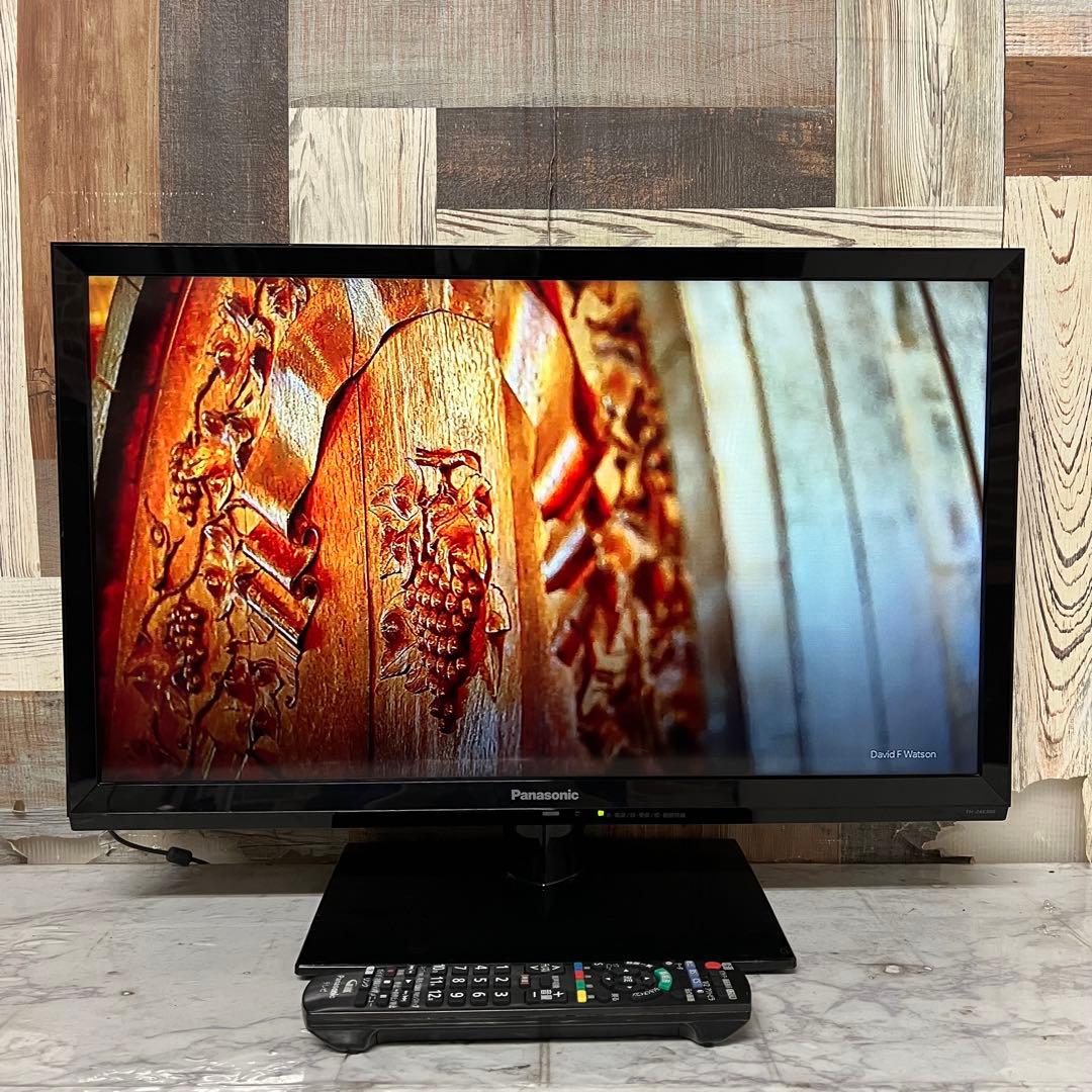 即日日受渡❣️全国送料込パナソニック24型液晶テレビ　裏番組録画可能　Wチューナー