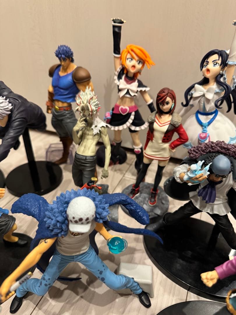 フィギュアセット12体 - メルカリ