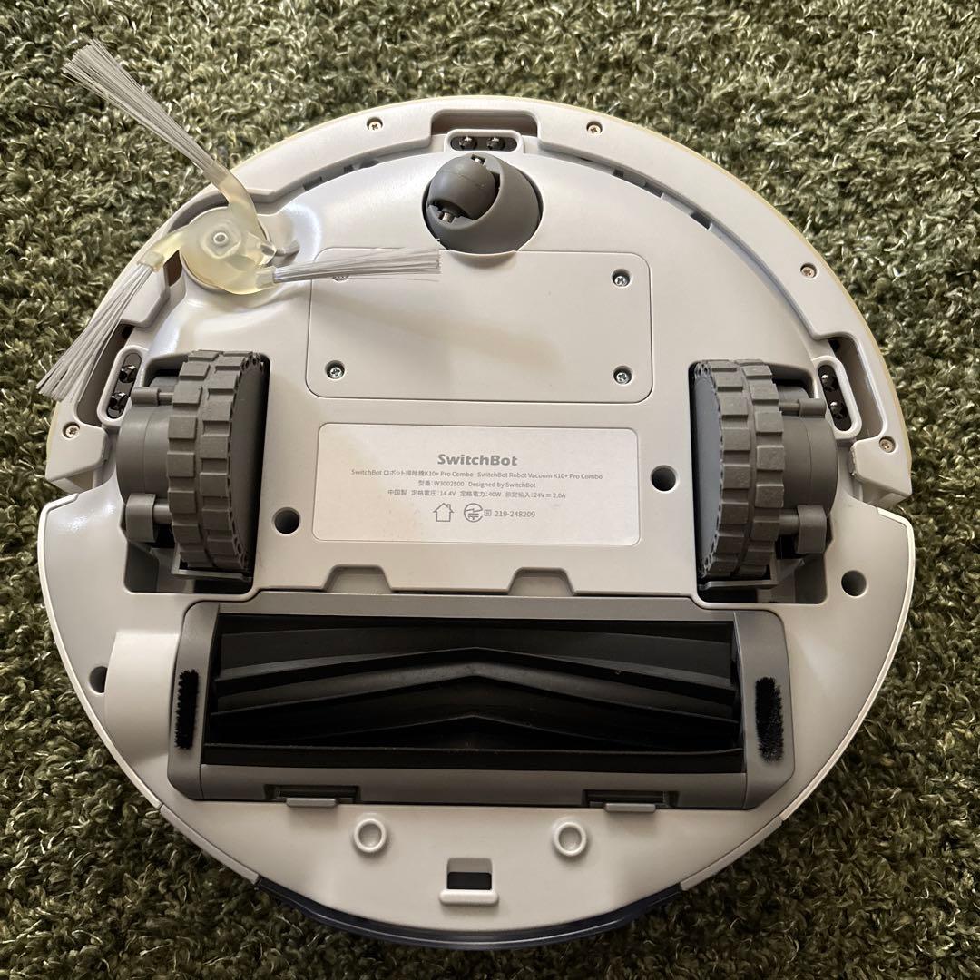 K10+ProComboのロボット掃除機本体