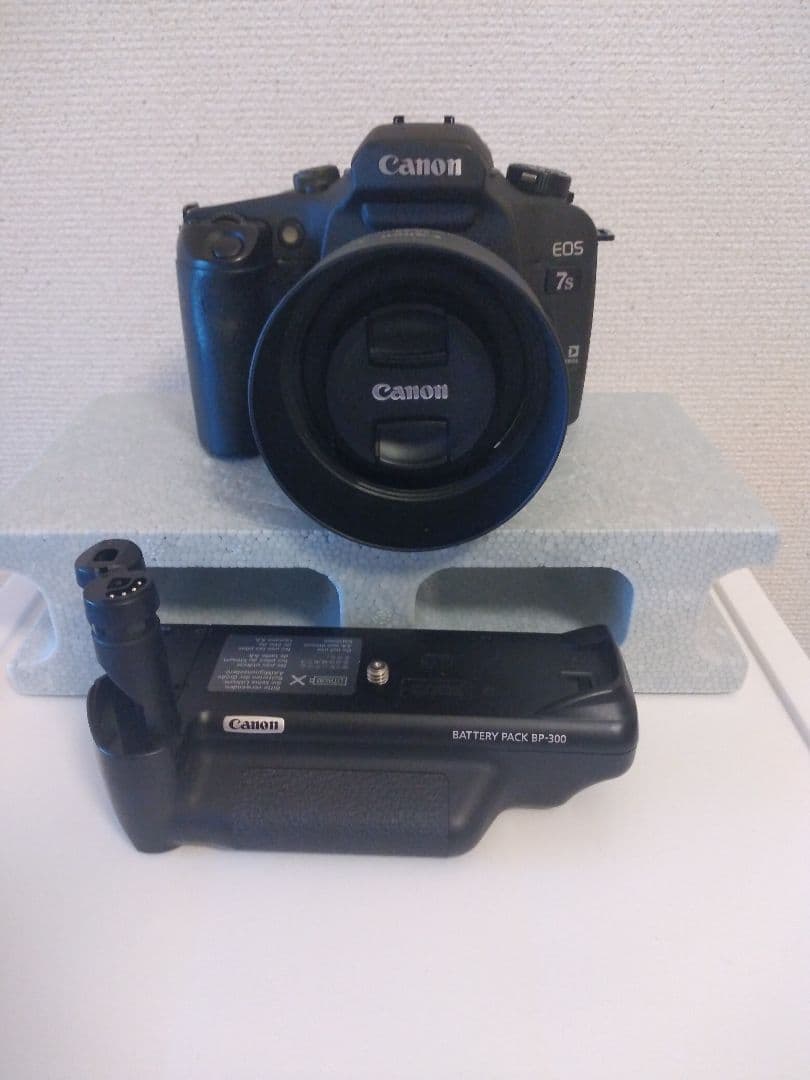 【本日限定価格】 EOS 7s + 50/1.8 STM + BP-300