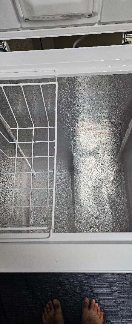 専用　 コンフィー 上開き冷凍ストッカー comfee RCC100WH