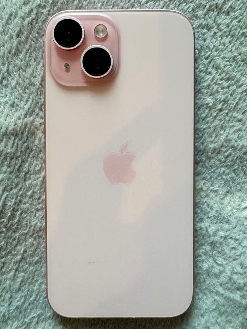 Apple iPhone 15 256GB ピンク