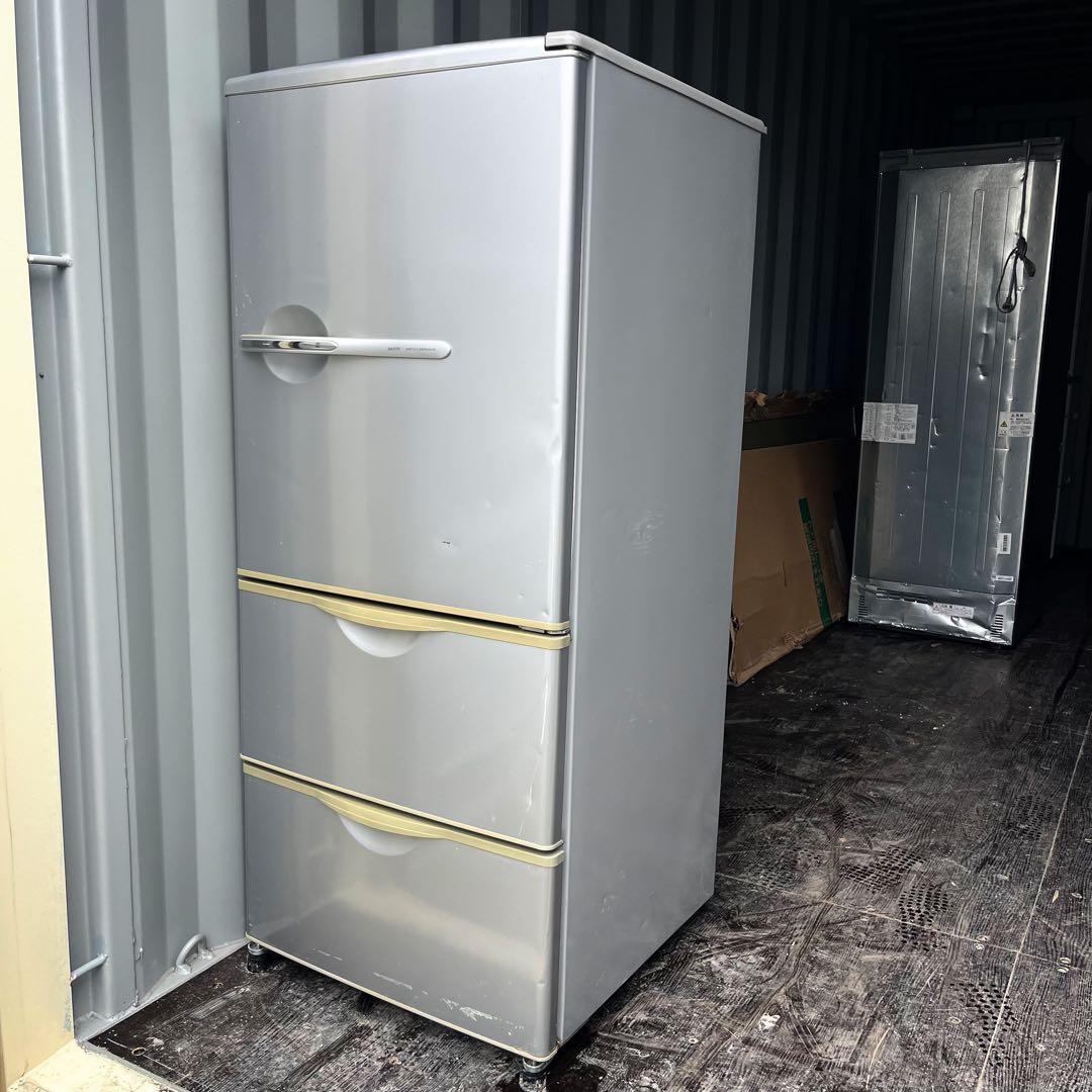 49取付無料！完動品！スタイリッシュシルバーレトロ風3ドア冷蔵庫！洗濯機