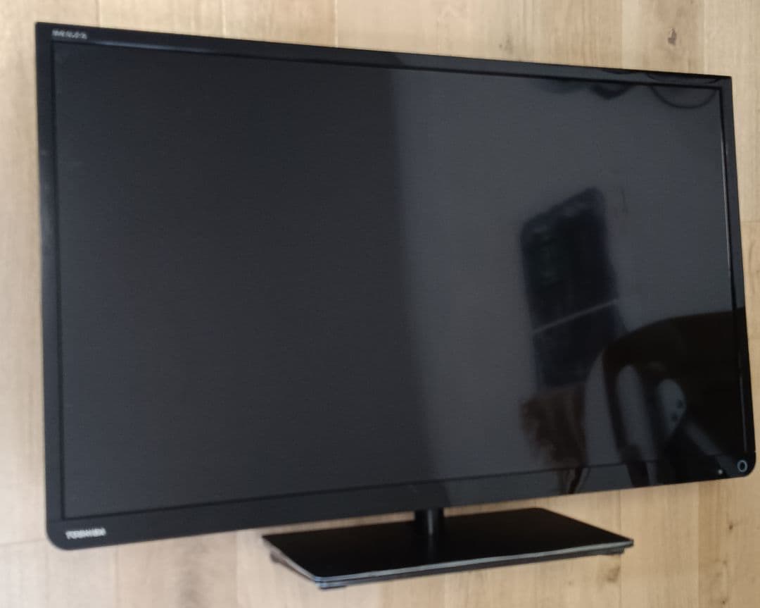 ☆美品☆32インチ　TOSHIBA REGZA 液晶テレビ　リモコン　電源コード