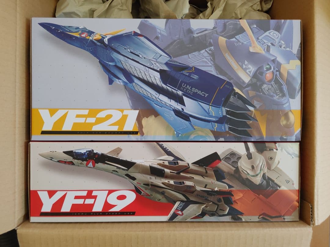 DX超合金 YF-19 エクスカリバー(イサム機)＆YF-21(ガルド機) DX超合金 YF-19 エクスカリバー(イサム・ダイソン機)